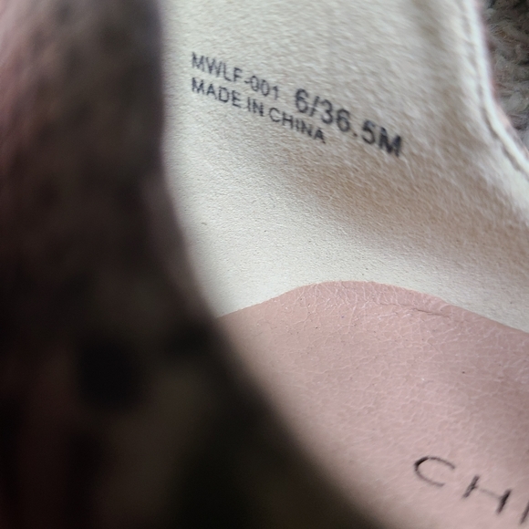 NWOT CHINESE LAUNDRY mali cream snake ankle boots - Picture 9 of 10